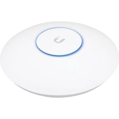 o access point ac lite (uap ac lite) é um ap wi-fi 5 802.11ac wave 1 de alto desempenho, ideal para ambientes internos (indoor) e com throughput agreg