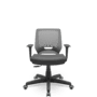 Cadeira de escritório giratória beezi braço regulável assento e encosto grafite plaxmetal  A beezi é uma cadeira que une praticidade e design arrojado