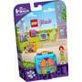 Marque pontos com um pequeno fã de esportes. Dê a ele um novo brinquedo que ele vai adorar. O conjunto LEGO® Friends Cubo de Futebol da Mia (41669) é 