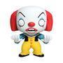 Pennywise está indo além da cidade de derry para aterrorizar novas presas. Adicione o boneco funko pop! Pennywise à sua coleção de terror, ou ele virá