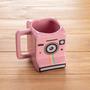 Caneca camera fotografica insta rosa branca 350 ml.item para decoração e utilização. Modelo de câmera fotográfica que lembra o instagram.dimensões:com